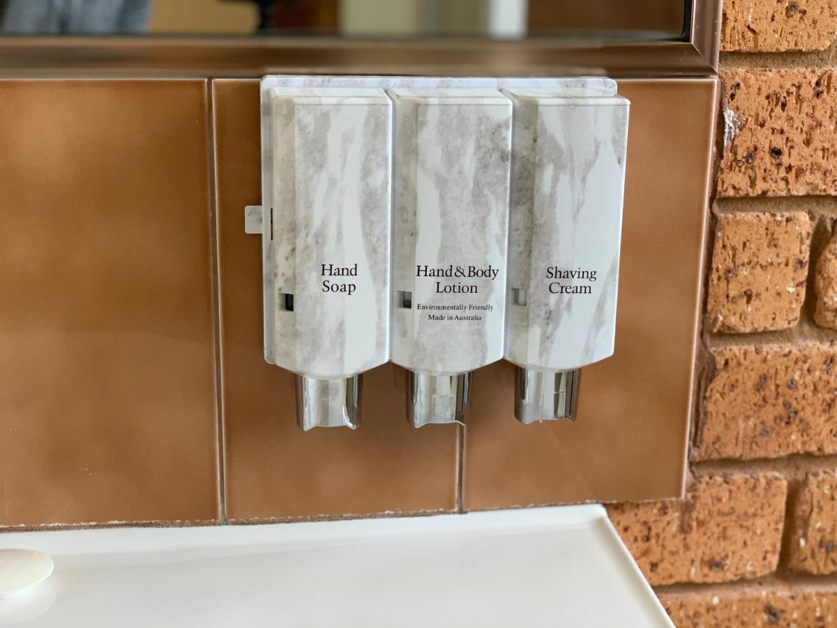 Newell Motor Inn Narrandera Exteriér fotografie